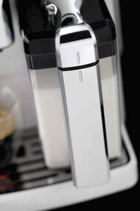 Philips Saeco Automatický espresovač Xelsis vyjmutelná nádoba na mléko